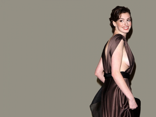 Anne Hathaway