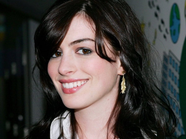 Anne Hathaway