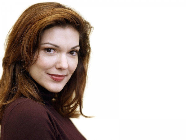 Laura Harring