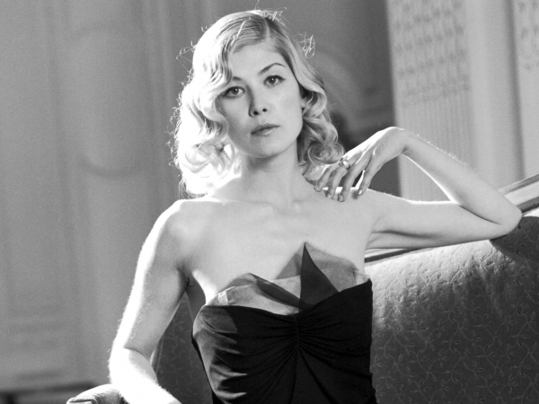 Rosamund Pike